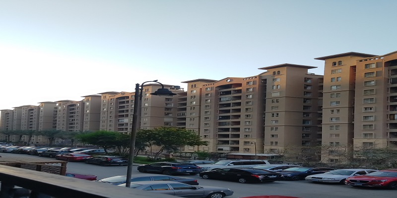 كمبوند تيجان المعادي